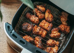 O erro que muitos cometem na air fryer que está a estragar as tuas refeições