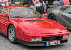 O Ferrari Luce não foi o primeiro a gerar polémica. Este foi criticado e hoje é um ícone