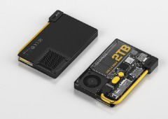 O fim dos dongles: este gadget é um SSD de 4TB e um hub 4K num só