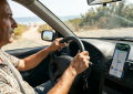 O gadget (barato) de carro que vai mudar drasticamente a forma como conduzes