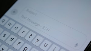 iOS 26.5 traz RCS encriptado entre iPhone e Android: o que é?