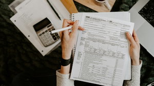 Há a possibilidade de ficares sem os benefícios do IRS Jovem — agradece ao FMI