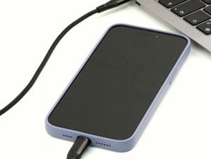 O novo cabo USB-C com luz LED que precisas está à venda na iServices