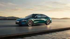 Novo carro elétrico da Xiaomi acaba de bater recorde de vendas no lançamento