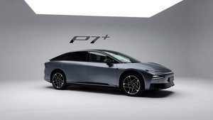 O novo XPENG P7+ chega a Portugal e já aceita encomendas