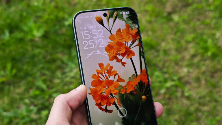 O que ninguém te diz sobre o ecrã do teu telemóvel (e devias saber)