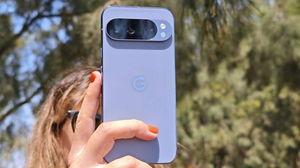 Riscos, chamas e força bruta: vê como o Pixel 10 Pro XL se comportou nos testes de durabilidade