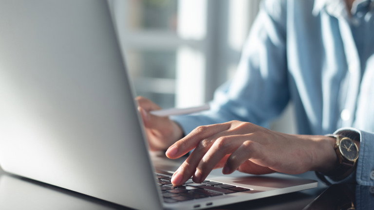 O truque escondido no teu computador que liberta gigas de espaço em segundos