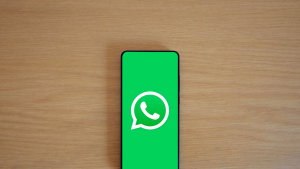 O truque escondido no WhatsApp para libertar gigas de memória num segundo