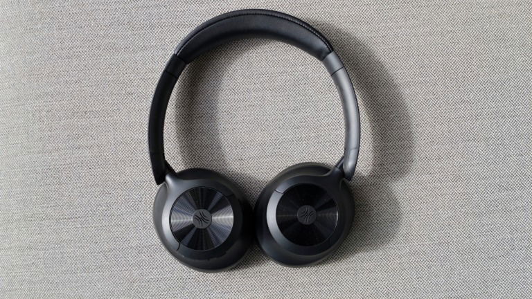 OneOdio Focus A1 Pro review: headphones leves e baratos com cancelamento de ruído