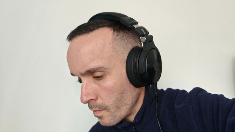 OneOdio Studio Max 1 review: headphones sem fios para DJs ou produtores musicais