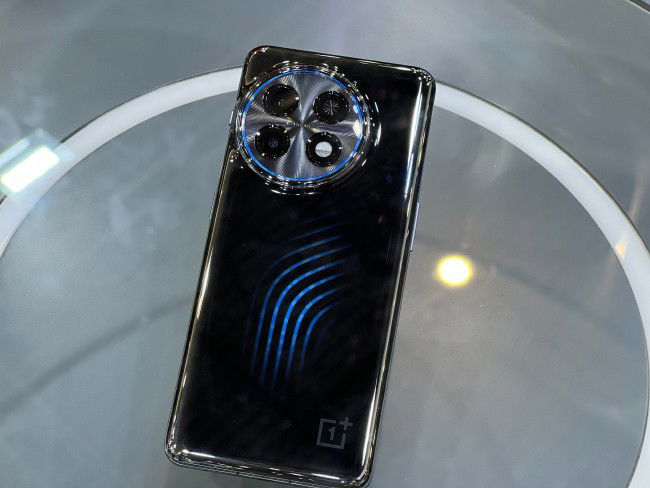 OnePlus 11 Active CryoFlux 4gnews