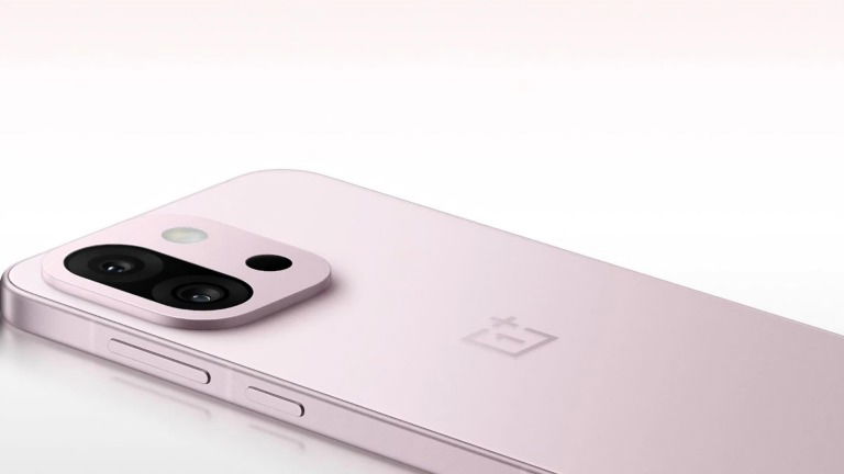OnePlus 15 voltará a acelerar no carregamento da sua bateria