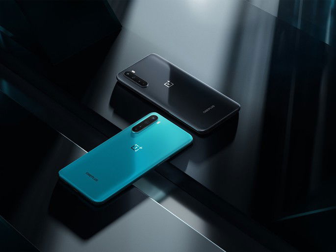 OnePlus Nord em ambas as cores