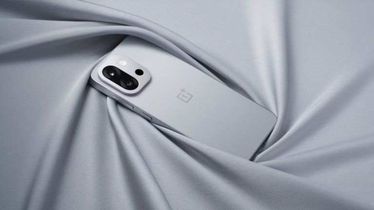 OnePlus prepara um topo de gama compacto com bateria gigante