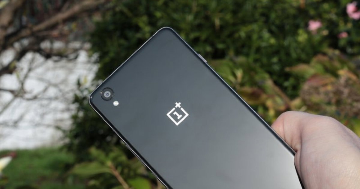 One Plus Compact Size OnePlus pensa em fabricar um smartphone mais pequeno - 4gnews
