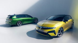 Opel Astra atualizado: disponível para encomenda em Portugal e estes são os preços