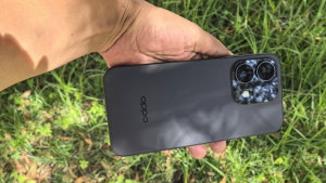 OPPO Reno 16 Pro review: boas câmaras, ecrã e IA por um preço salgado