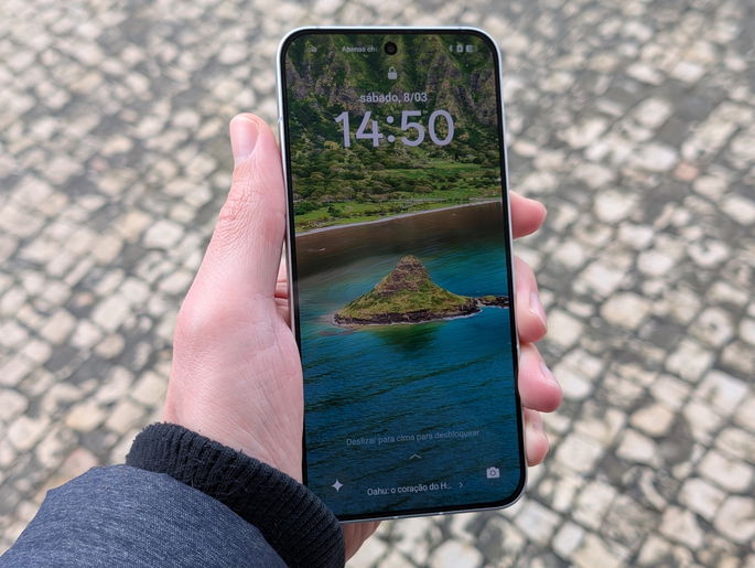 Oppo Reno13 Design Ecrã
