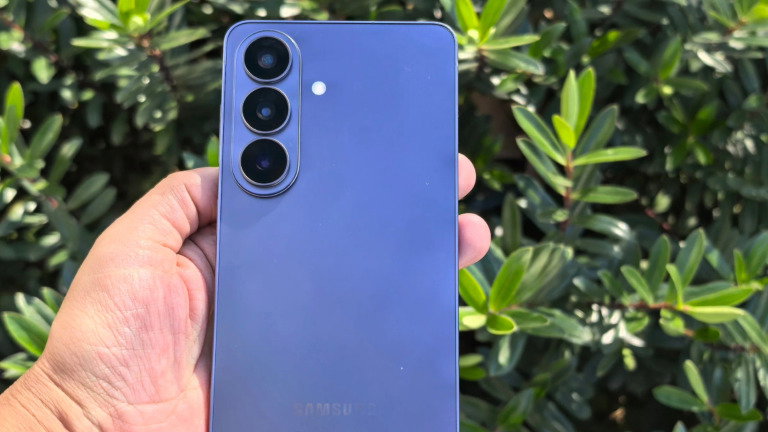 Os telemóveis da Samsung que têm sido "craques" de vendas em 2026