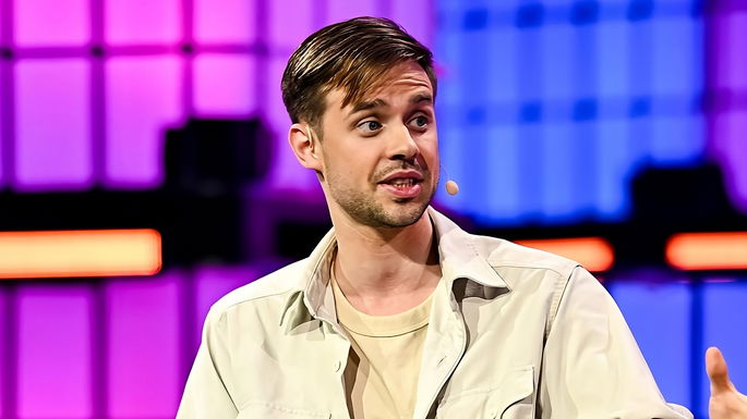 Osika web summit 2025