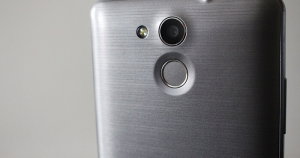 ELEPHONE P7000: Grande em Qualidade e com envios de Espanha
