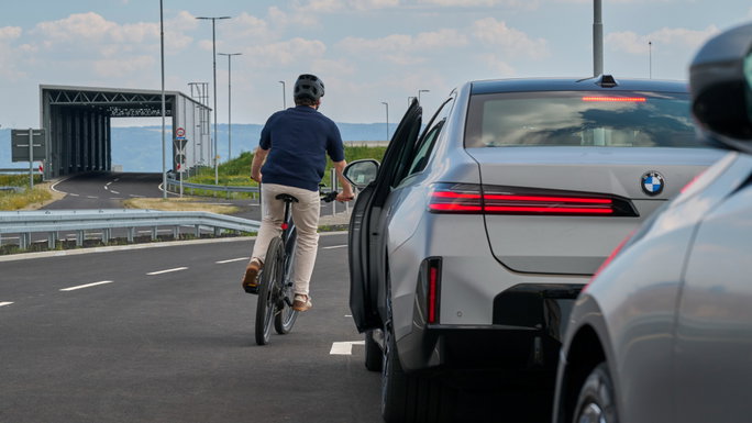 bmwix3bike4