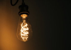 Pedem-te dinheiro a mais na conta da eletricidade? Experimenta fazer isto