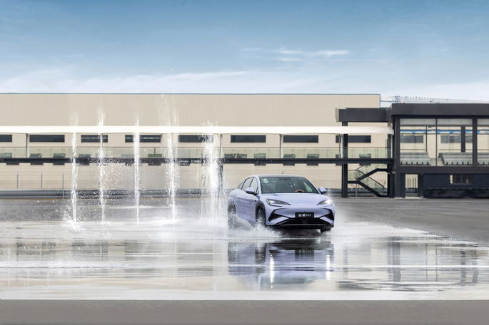Pista de gelo no centro de test drive da BYD