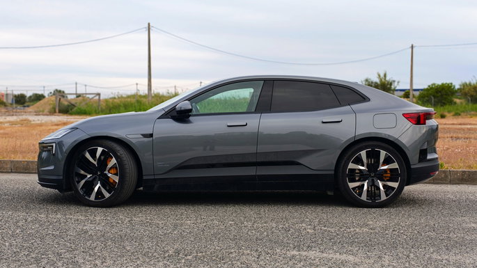 Polestar 4