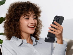 Power bank compacta e sem fios: apanha a promoção por tempo limitado