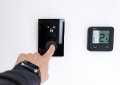 Corta na fatura da luz este outono com estas automações para a tua casa inteligente