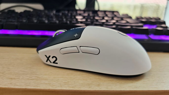 Logitech Pro X2 Superstrike 1