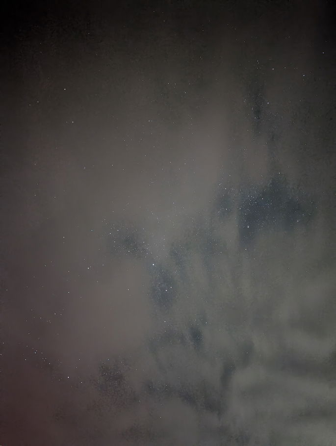 As nuvens não nos deixaram ver as estrelas como queríamos. Foto captada com o Google Pixel 9 Pro XL