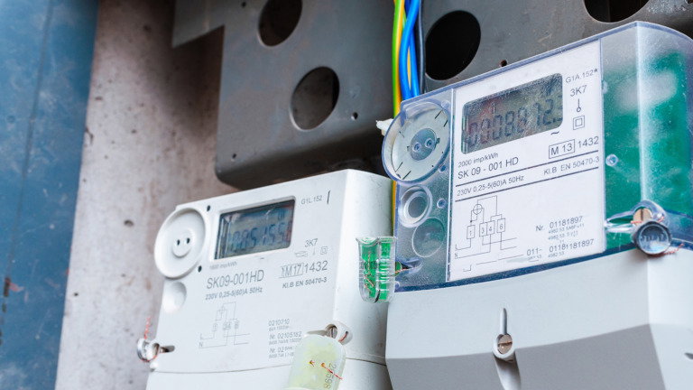 Quase ninguém faz isto em casa, mas a verdade é que poupa vários euros na fatura da eletricidade