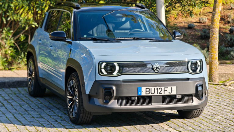 Renault 4 ensaio: testámos a versão 100% elétrica da mítica 4L