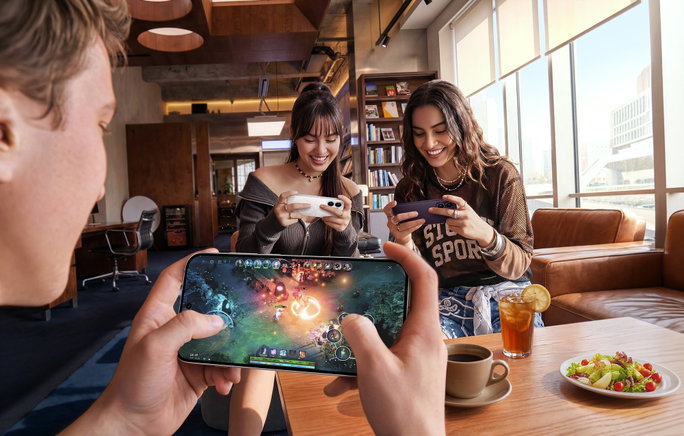 S&eacute;rie OPPO Reno16 chega a Portugal com foco em fotografia e baterias at&eacute; 6500 mAh