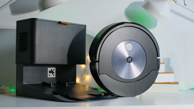 Roomba J7+ Combo
