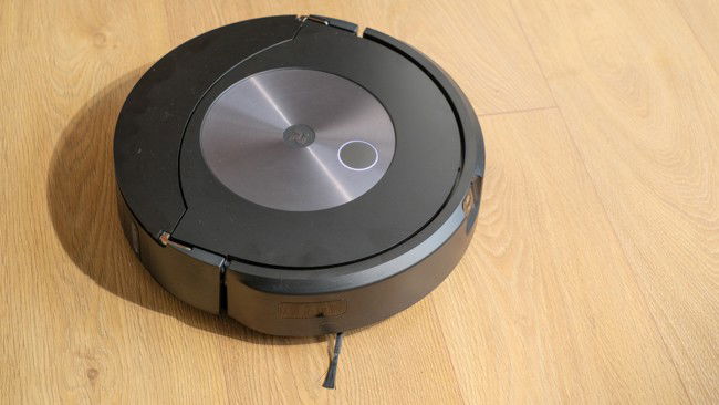 Roomba J7+ Combo