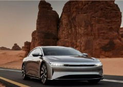 Samsung faz história nos carros elétricos e com recorde mundial do Guinness
