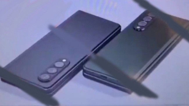 Samsung Galaxy Z Fold 3