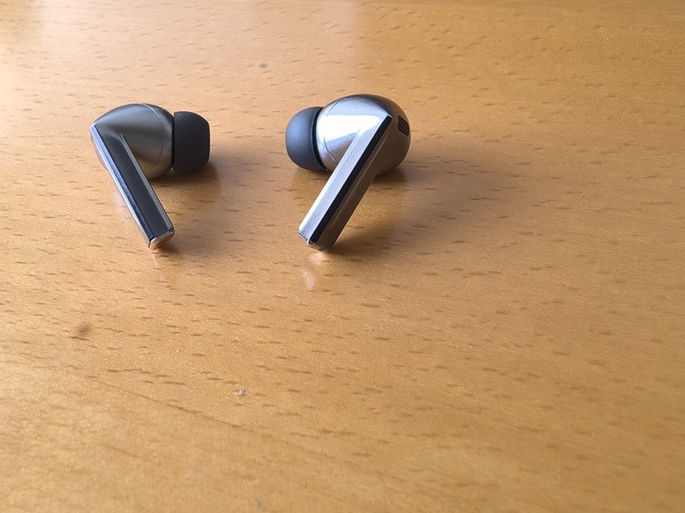 Samsung Galaxy Buds3 Pro haste