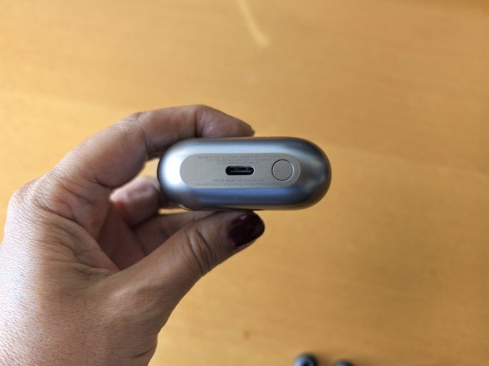 Samsung Galaxy Buds3 Pro zona inferior