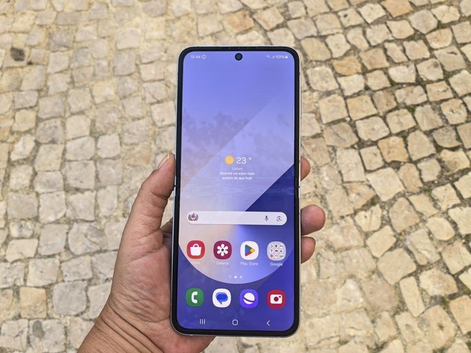 Samsung Galaxy Z Flip6 desempenho