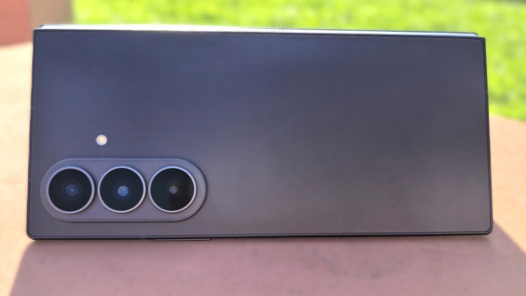Samsung Galaxy Fold8 Ultra review: uma evolução sólida com um nome novo