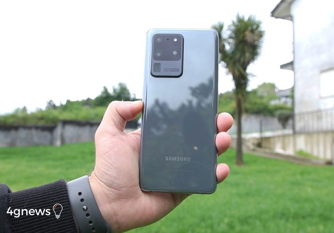 Samsung Galaxy S20 Ultra Qualidade de construção e escolhas de design