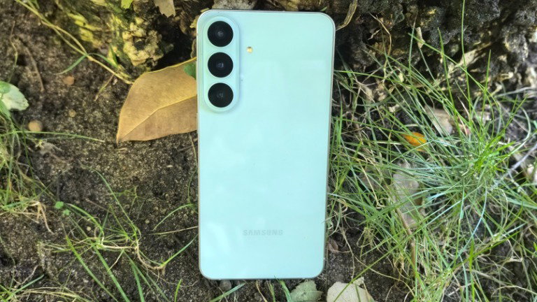 Samsung Galaxy S26 FE review: uma aposta na consolidação em vez da inovação