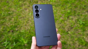 Samsung Galaxy S26 Plus review: bom smartphone onde o preço é inimigo
