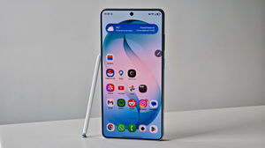 Samsung Galaxy S26 Ultra review: smartphone poderoso com ecrã anti-cuscos