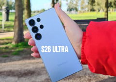 Samsung Galaxy S26 Ultra vai estrear ecrã inteligente que impede olhares curiosos